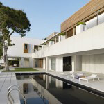 pure-white-house-01